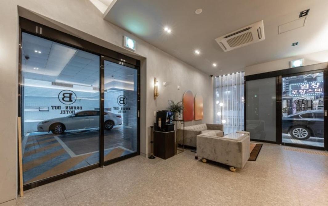 Brown Dot Hotel Deokcheon Busan Exterior foto